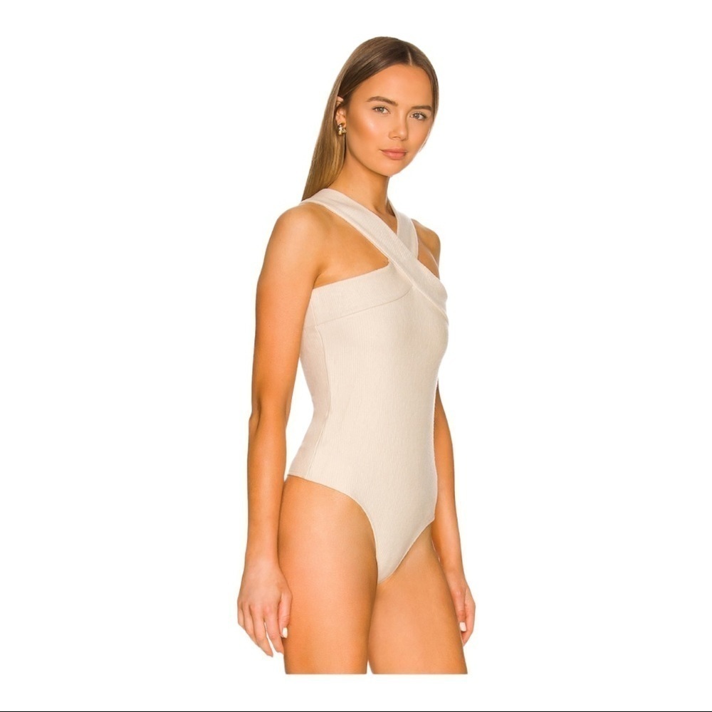 BB Dakota Bodysuit Steve Madden Top Floor Crisscross Halter Neck Thong Back - Picture 2 of 10